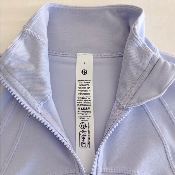 ❌ Sold NWT Lululemon Define Cropped Jacket *Nulu Serene Blue Size 4 - Picture 6 of 16